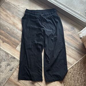 Beyond Yoga cropped pajama pant